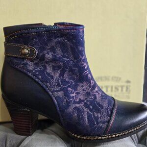 L'Artiste SoCute Bootie Navy Size 38 (US 7.5/8)